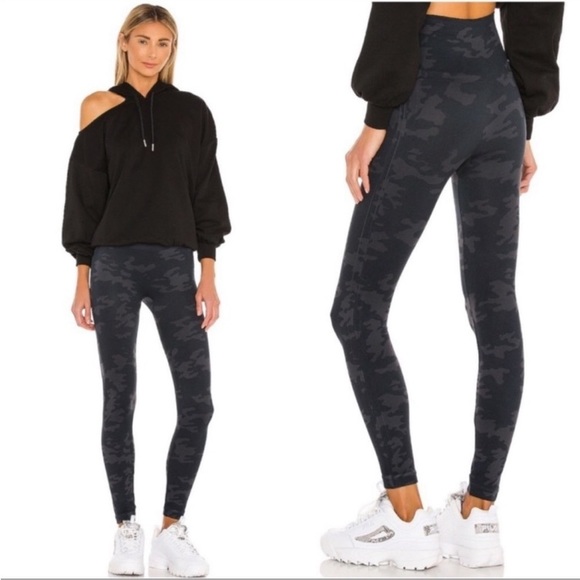 SPANX Look At Me Now High Waist Leggings in Black and Grey Camo - Picture 2 of 11